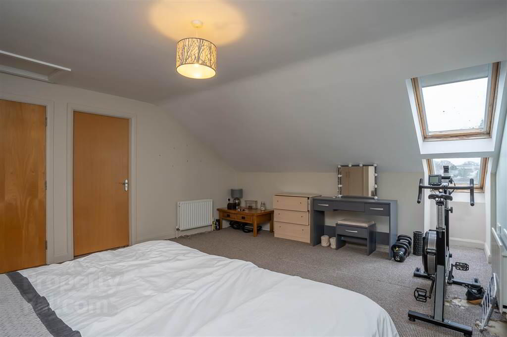 25 Hawthornden Building 15 of 17