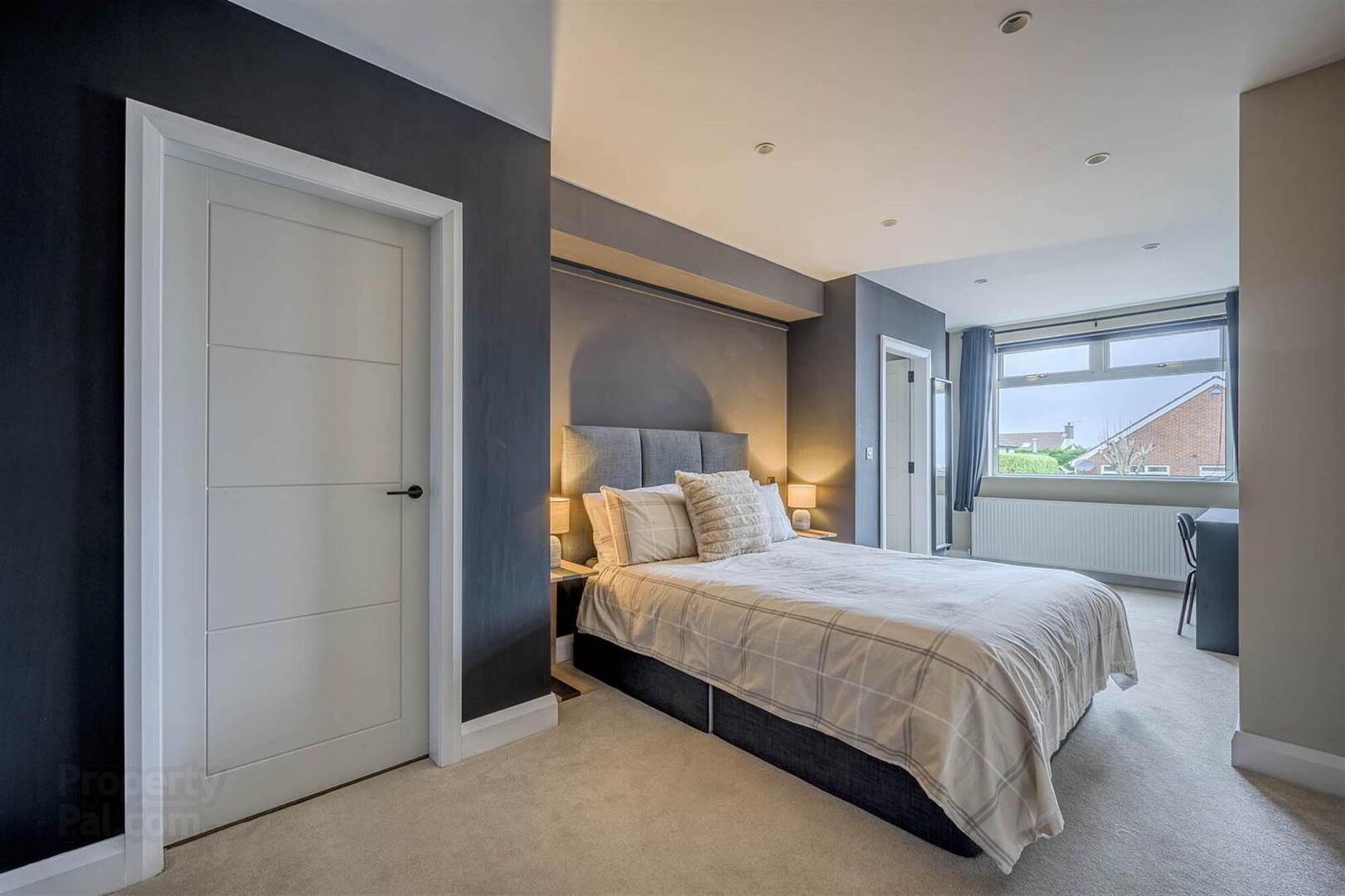 8 Ardmore Avenue 17 of 32