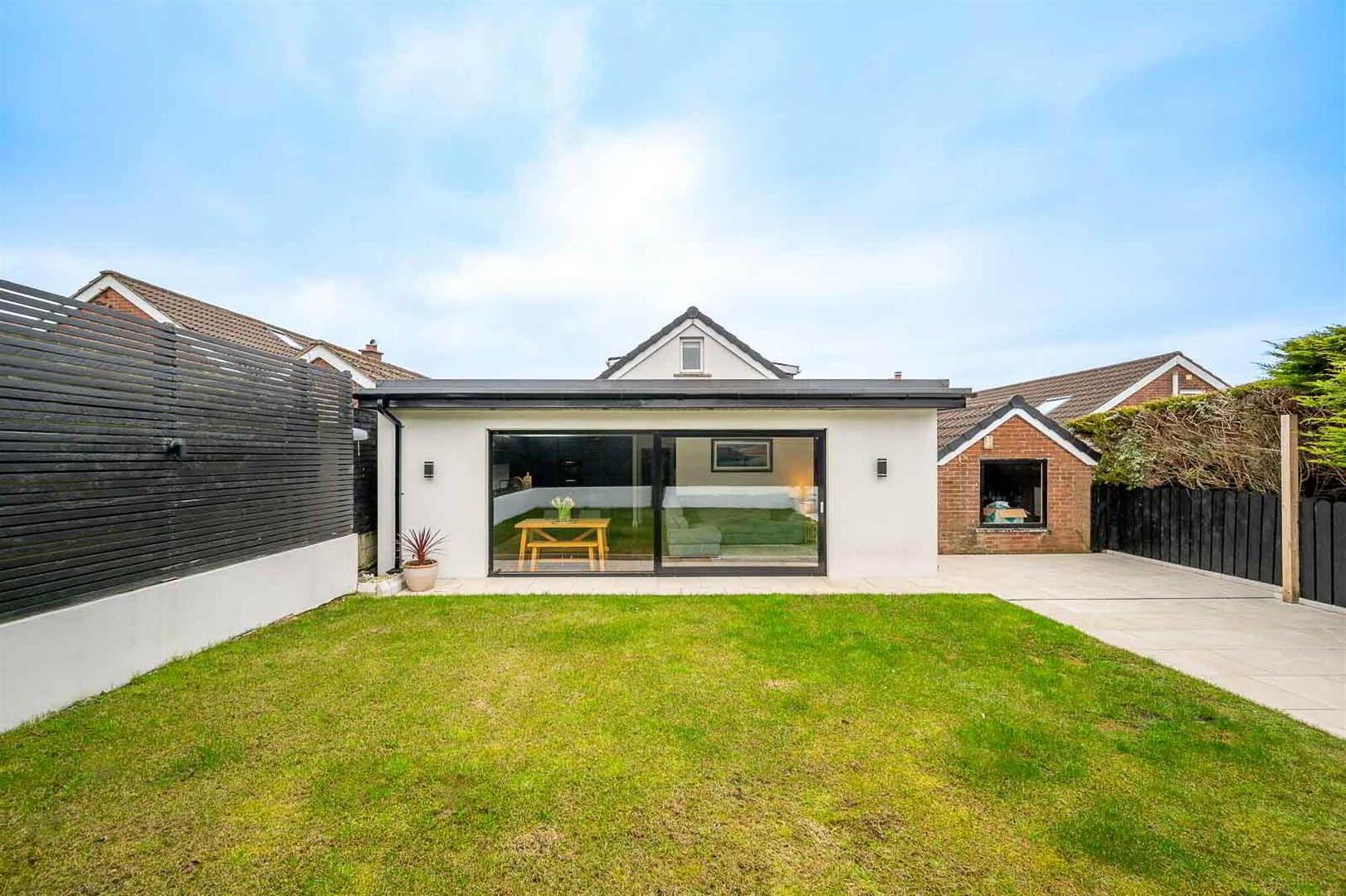8 Ardmore Avenue 30 of 32