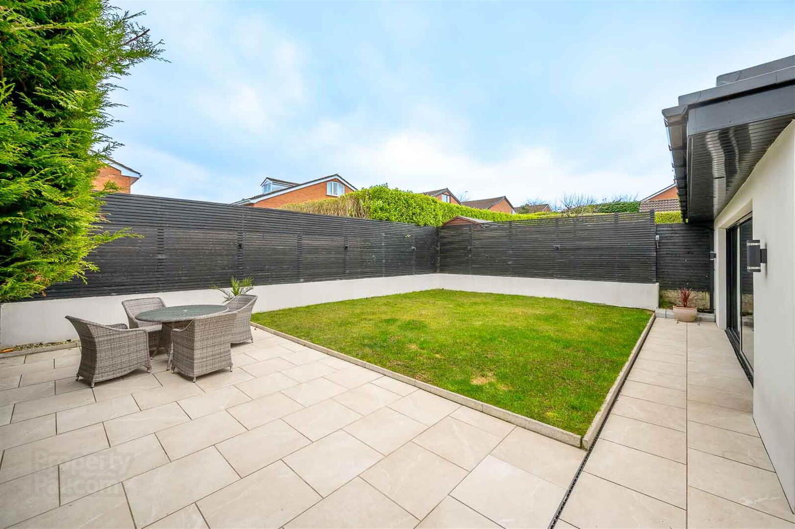 8 Ardmore Avenue 31 of 32