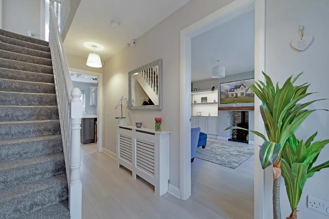 44 Crieve Mor Ave 6 of 38