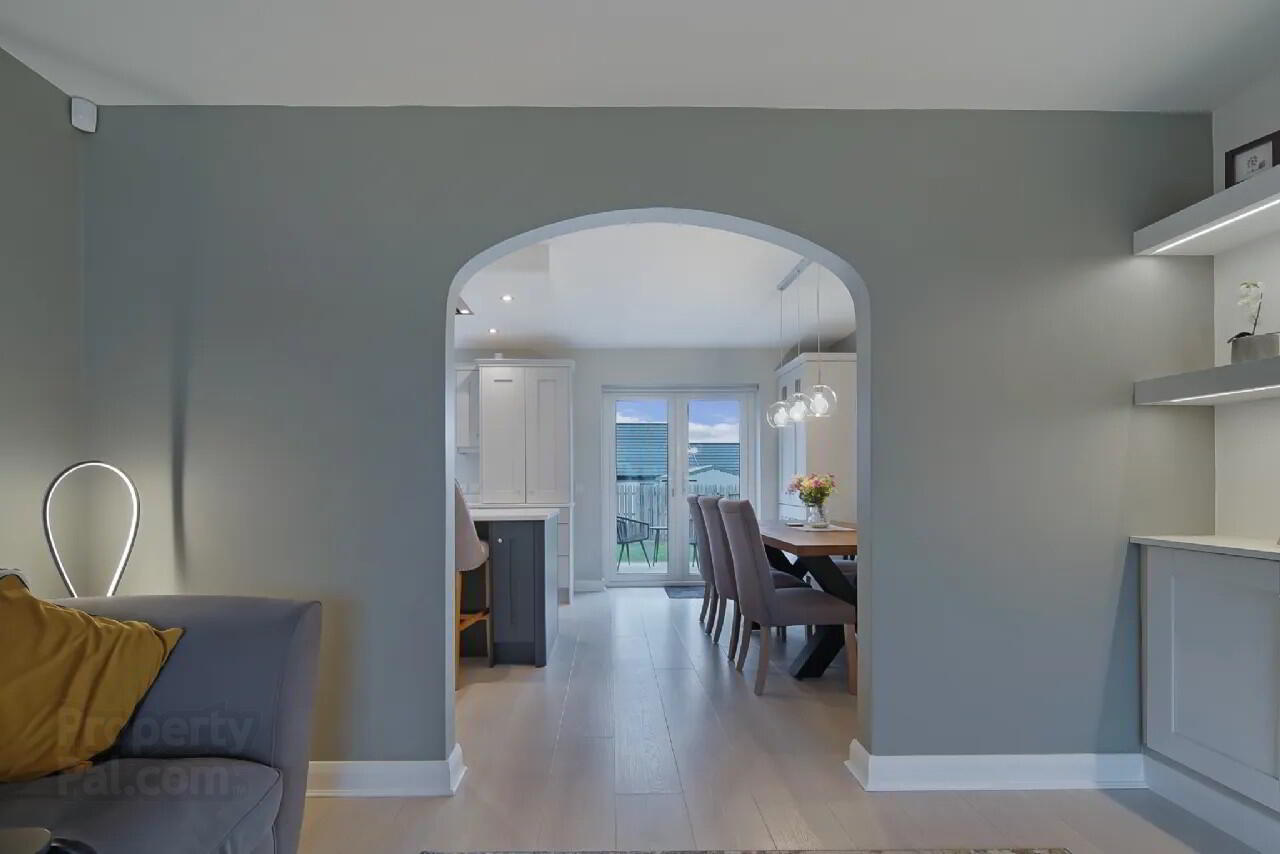 44 Crieve Mor Ave 11 of 38