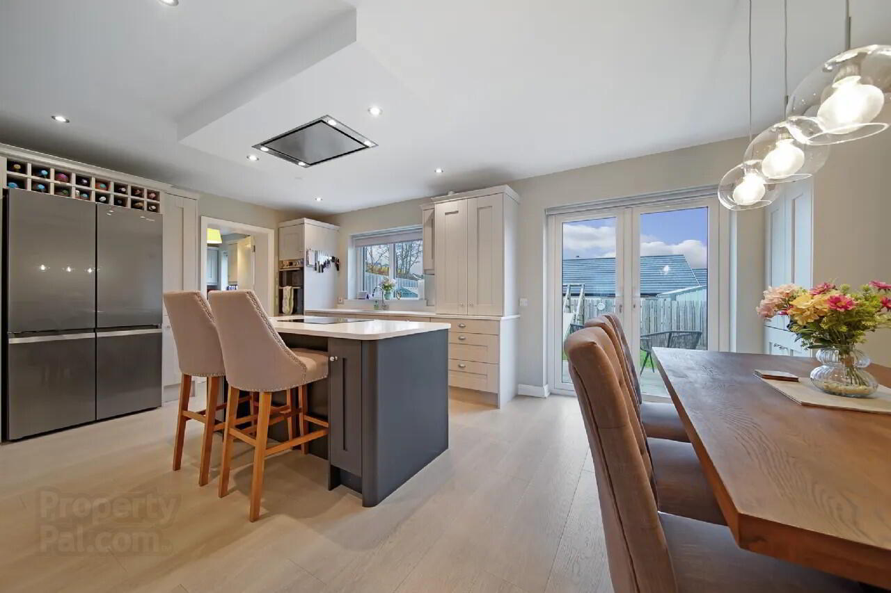 44 Crieve Mor Ave 12 of 38