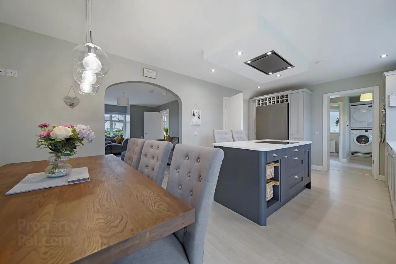 44 Crieve Mor Ave 13 of 38
