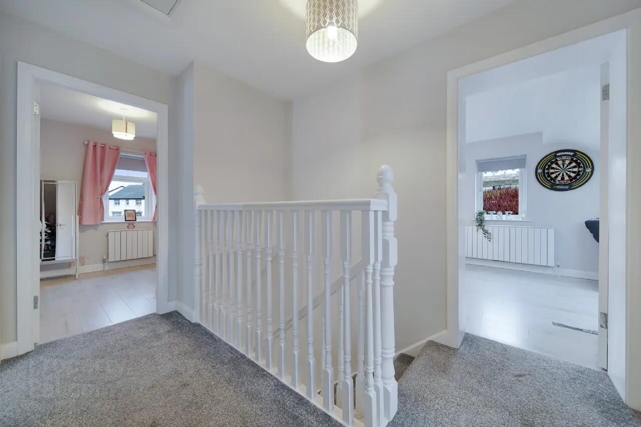 44 Crieve Mor Ave 23 of 38