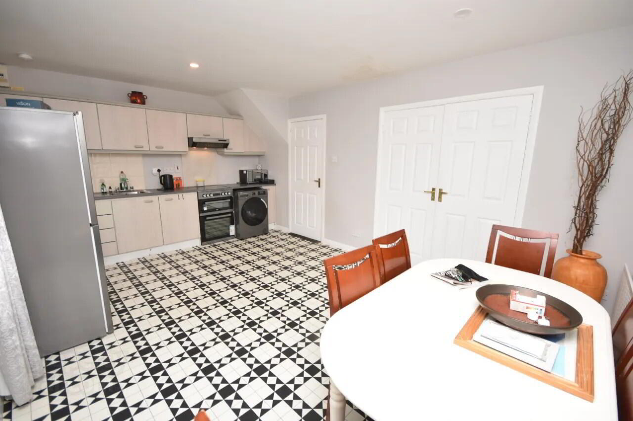 3 Moy Court 5 of 22