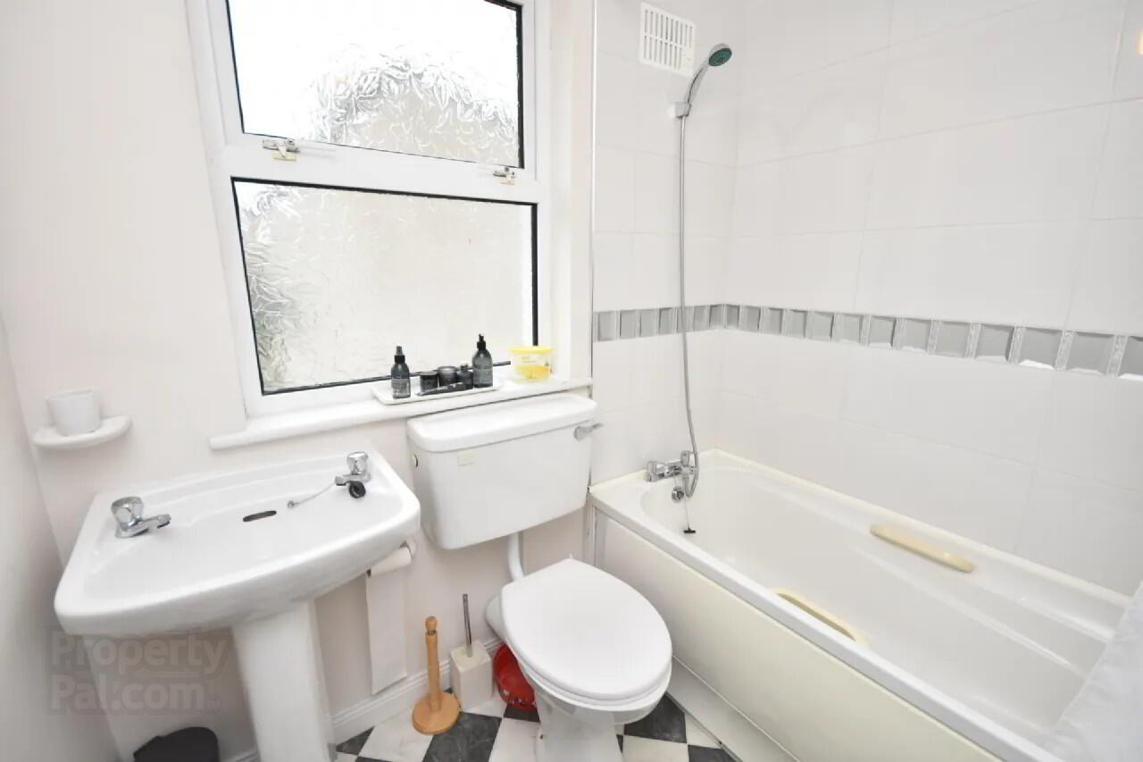 3 Moy Court 16 of 22