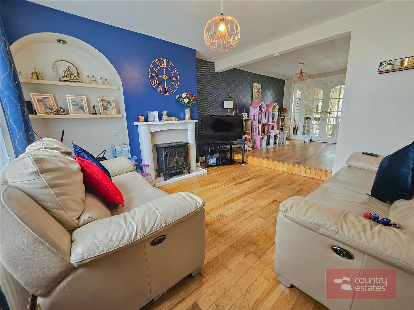 4 Kings Avenue 4 of 25