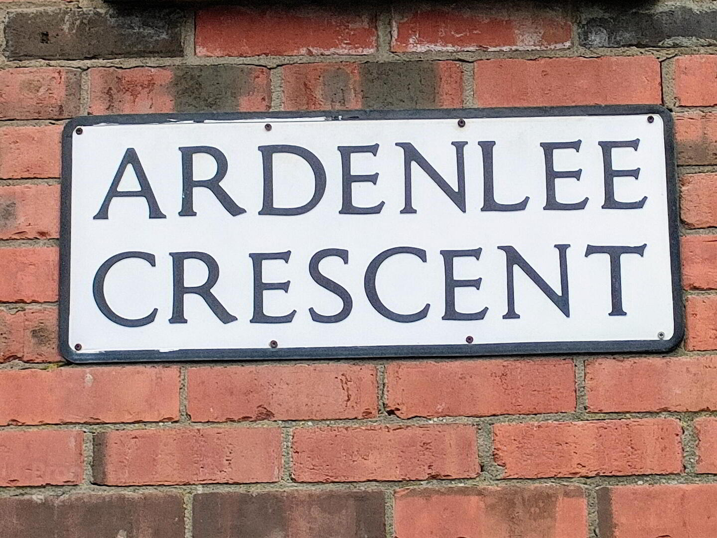 38 Ardenlee Crescent