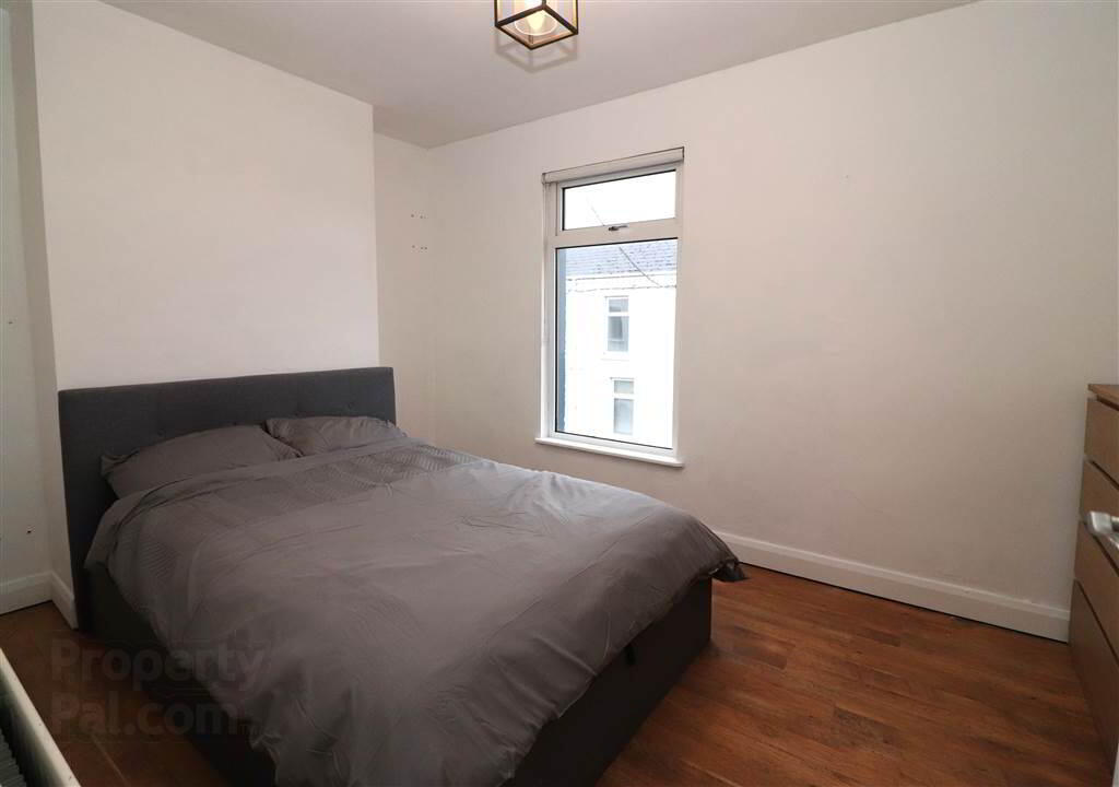 8 Ava Street 5 of 10