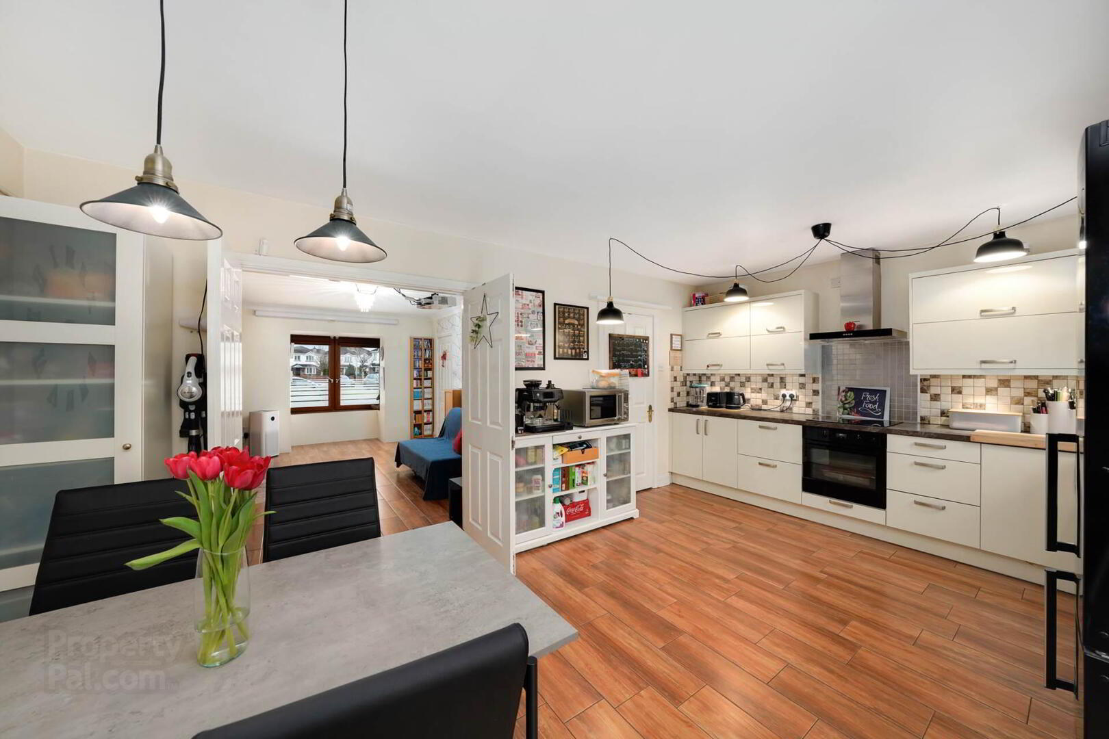 26 Oak Vale 5 of 20