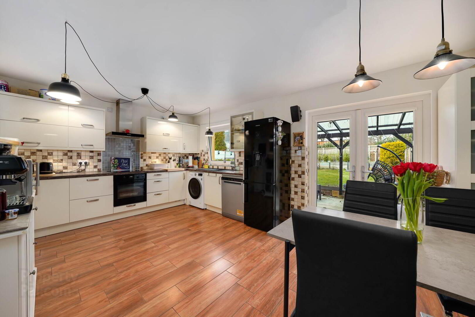 26 Oak Vale 4 of 20