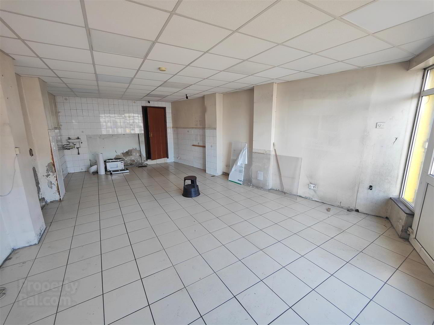 834 Crumlin Road 6 of 28
