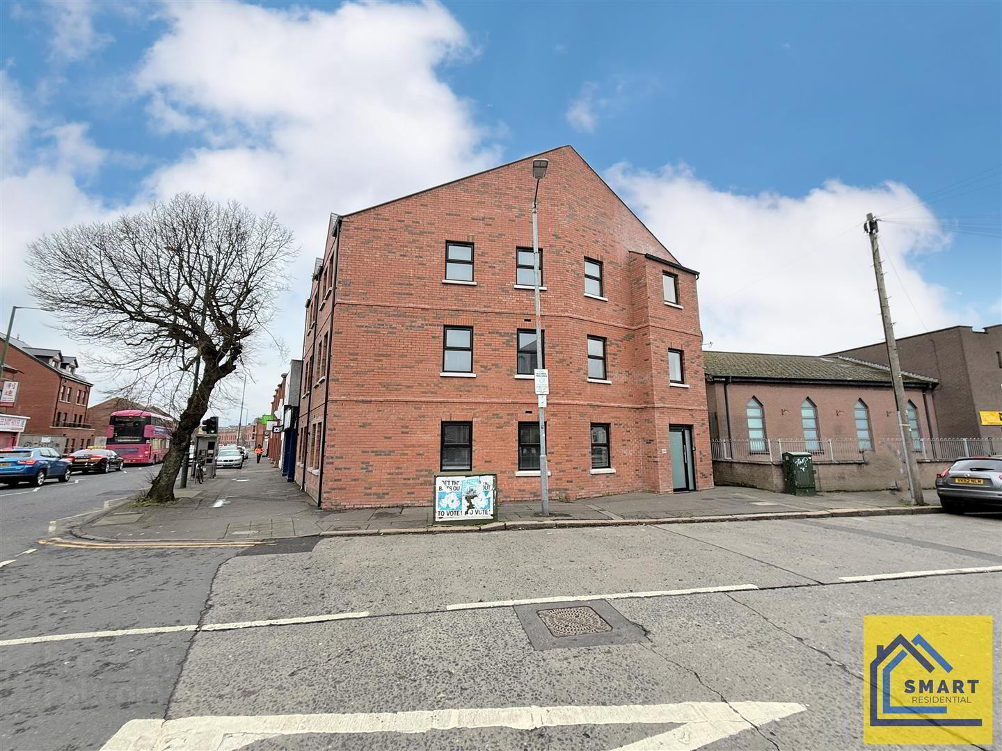 Apt 3, 2a Willowfield Street