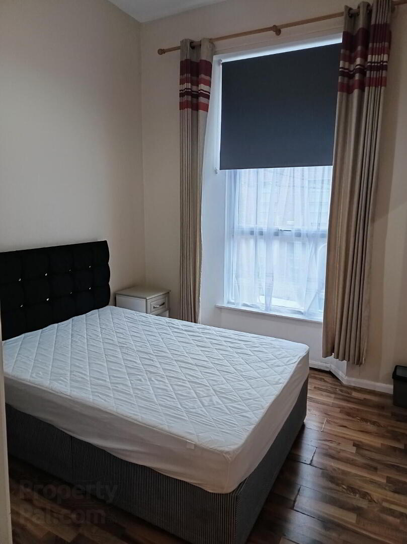 Apartment 2 13 Lower Mallow Street 8 of 10