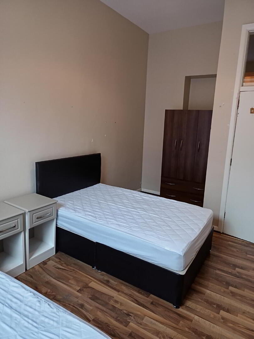 Apartment 2 13 Lower Mallow Street 7 of 10