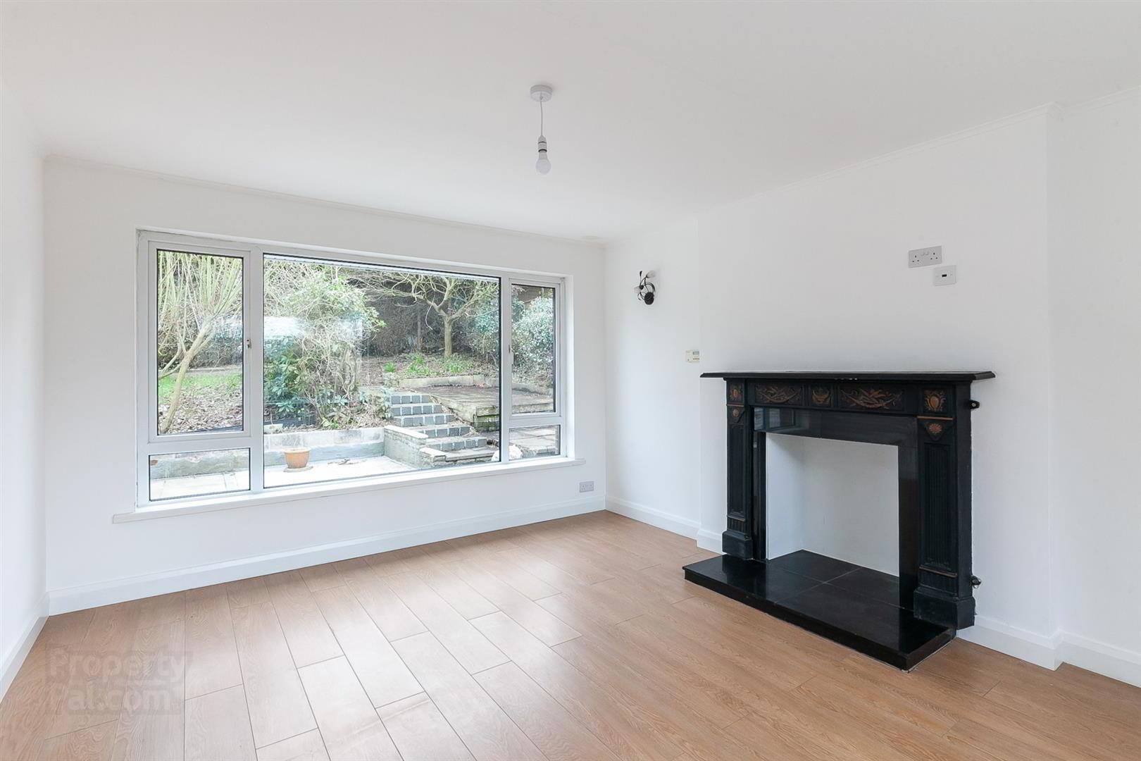 25 Manse Road 5 of 20