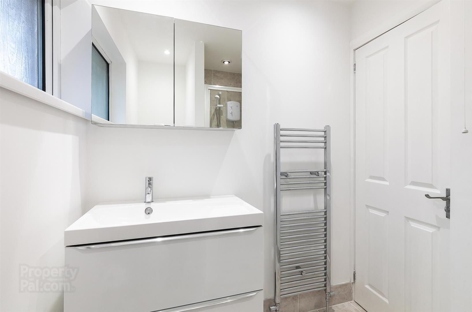 25 Manse Road 16 of 20