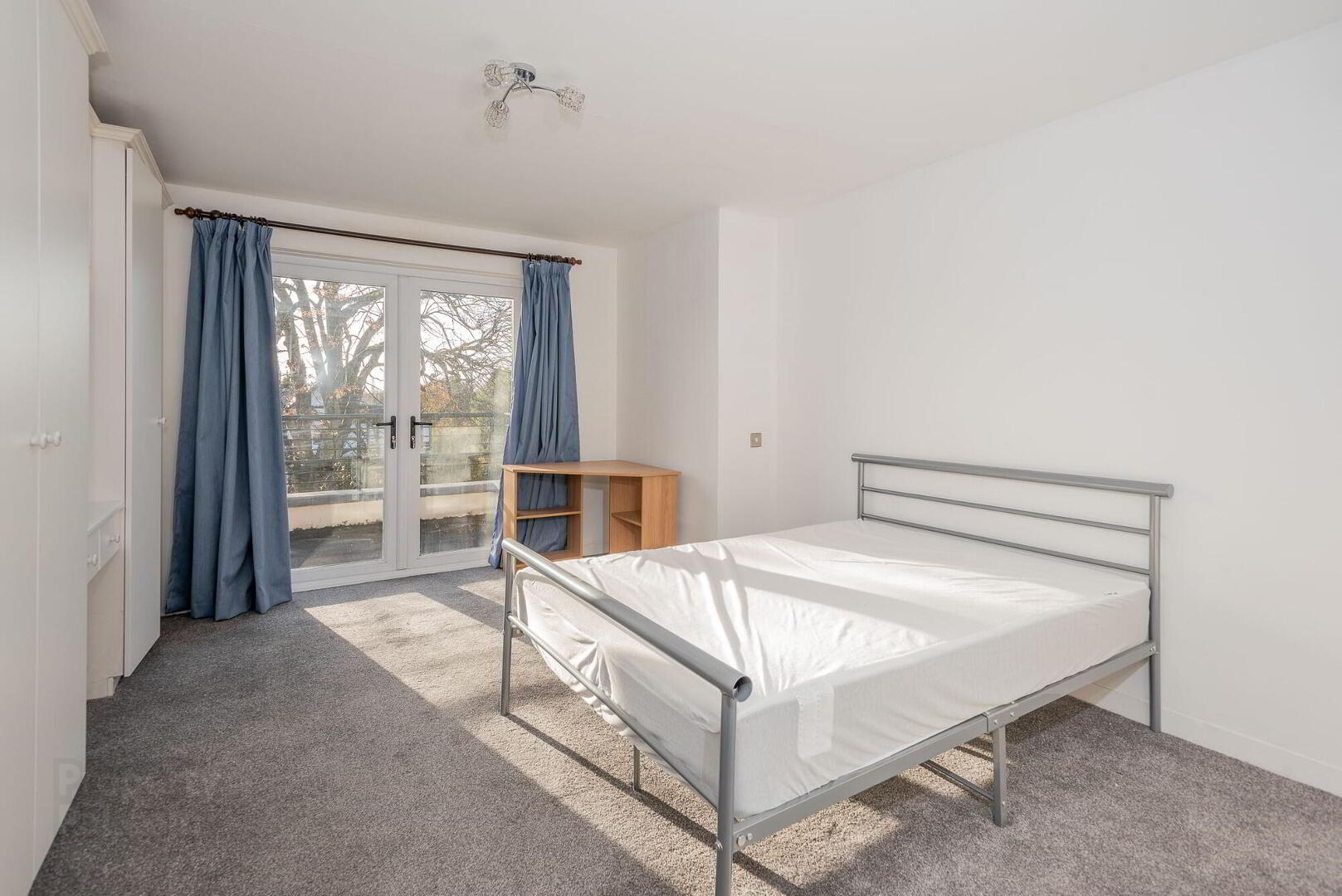 Apt 8, Balmoral Manor 10 of 14