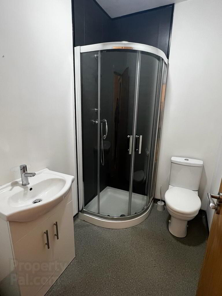 Unit A, 32 Southwell Road 7 of 7