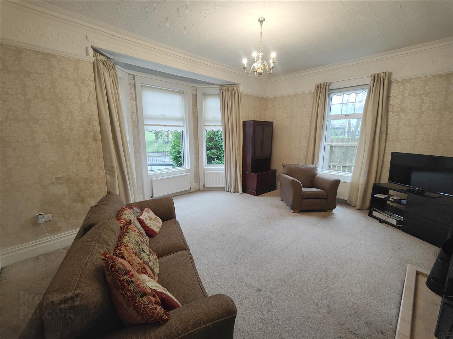 3 Ballygomartin Road 5 of 34
