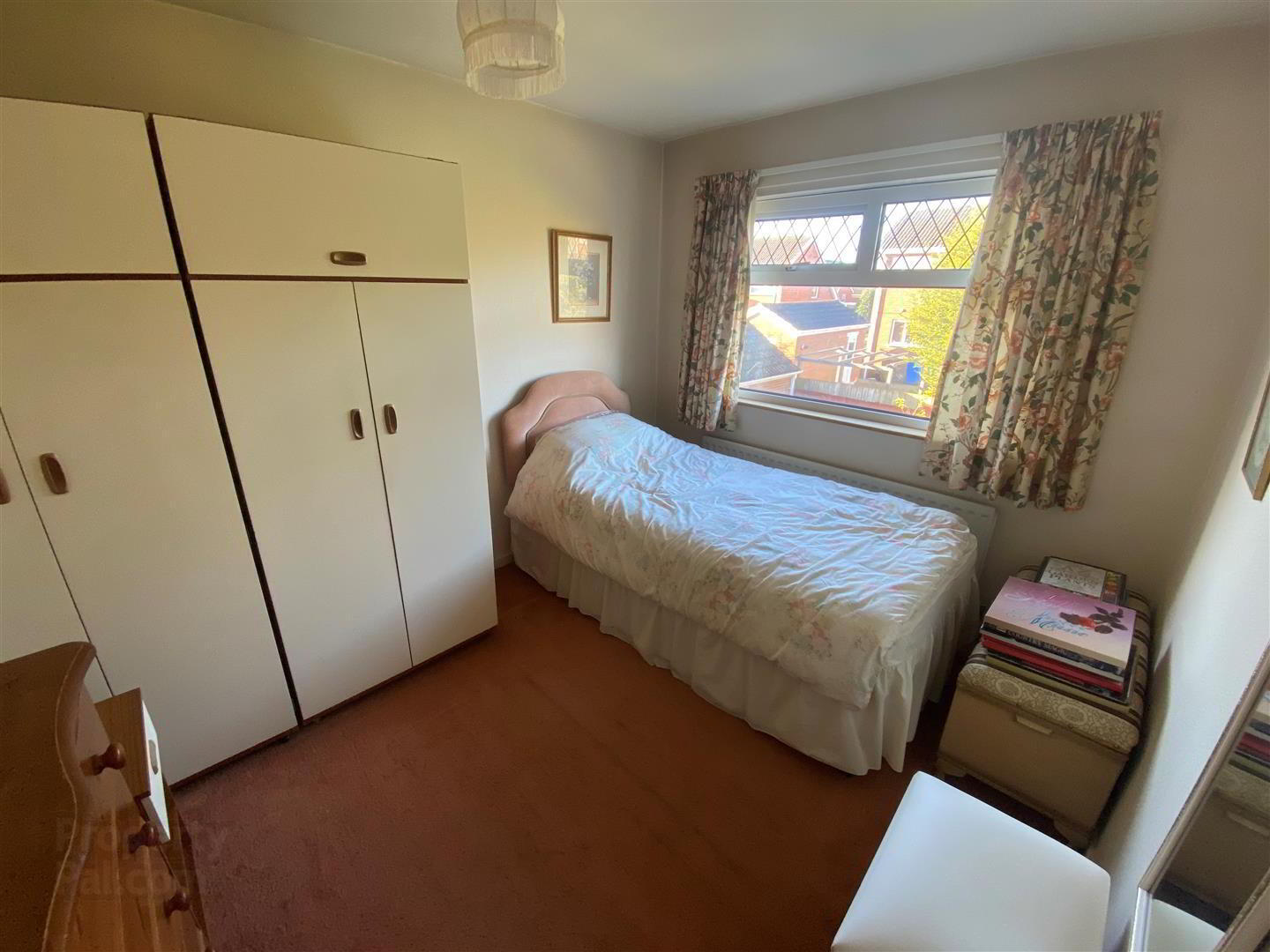 22 Sinclair Road 6 of 9