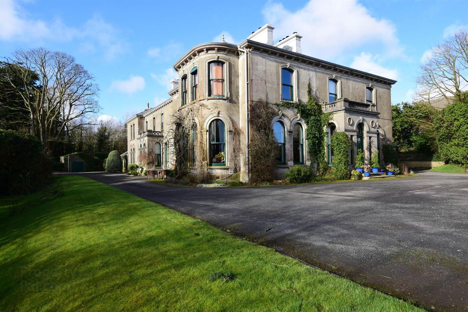 "TITANIC SUITE", 3 Ardara House