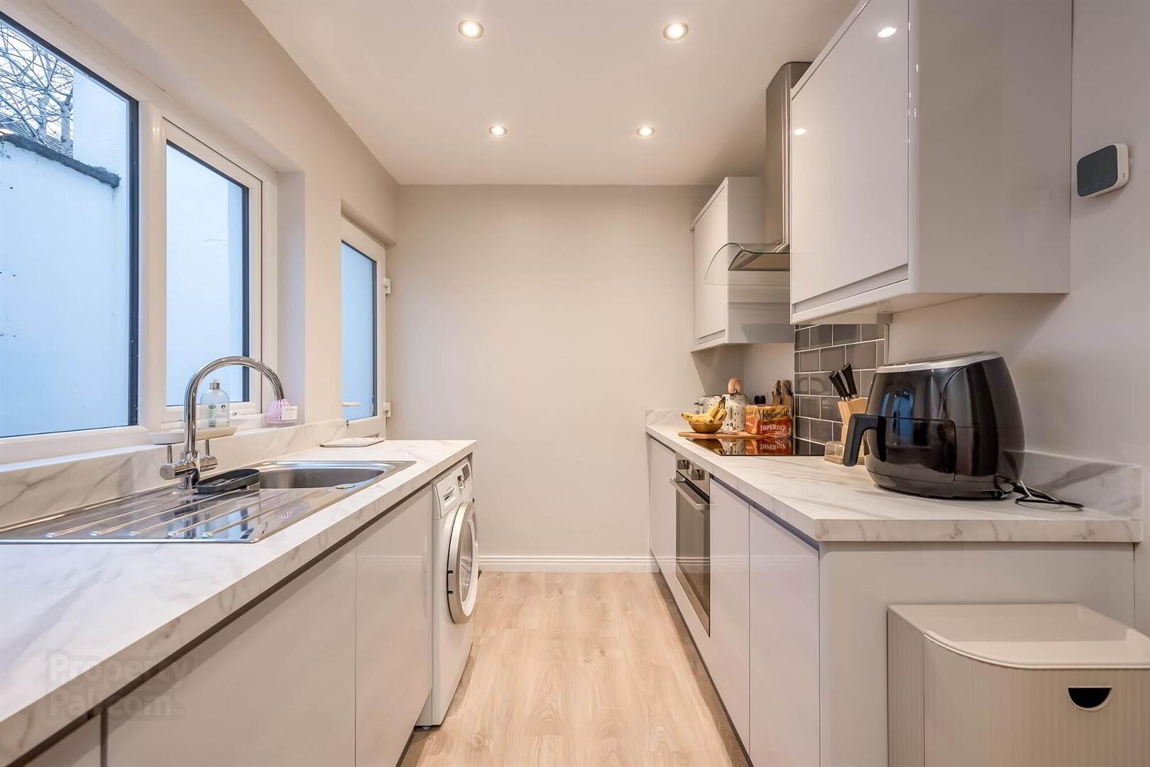 72 Isoline Street 10 of 17