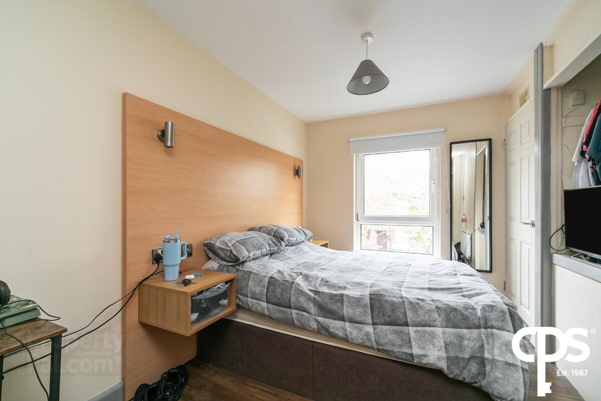 8 Salisbury Court 7 of 11
