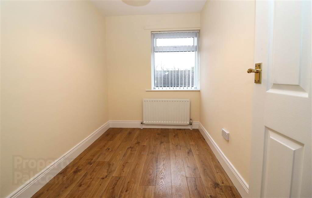 25 Dundrum Road 9 of 12