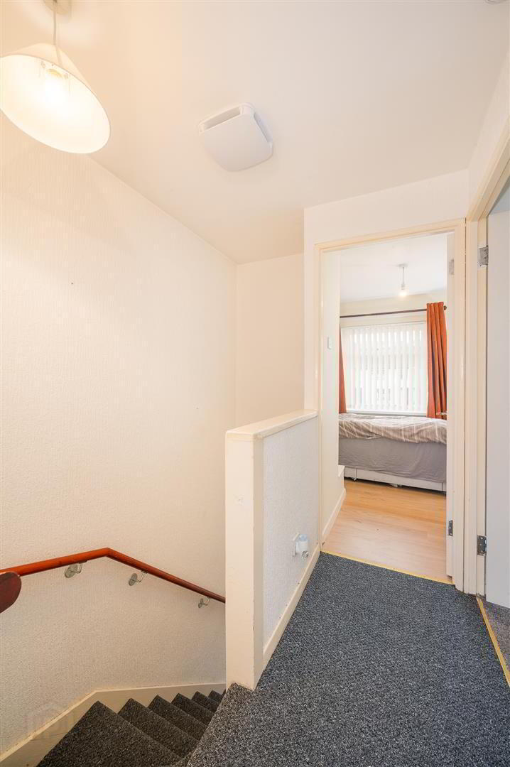 21 Braniel Crescent 9 of 17