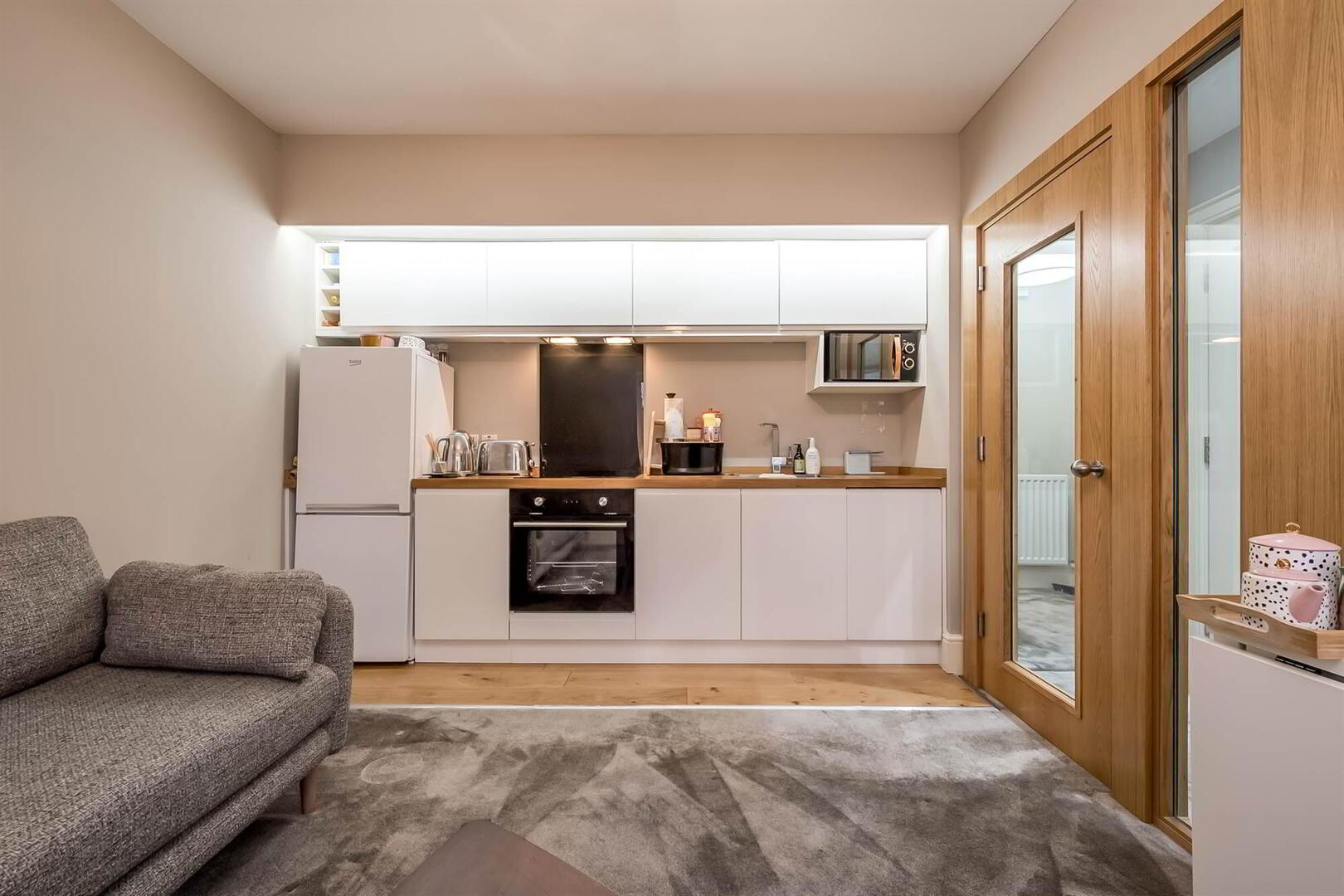 Apt 4 Atelier House, 26 Sans Souci Park 11 of 20