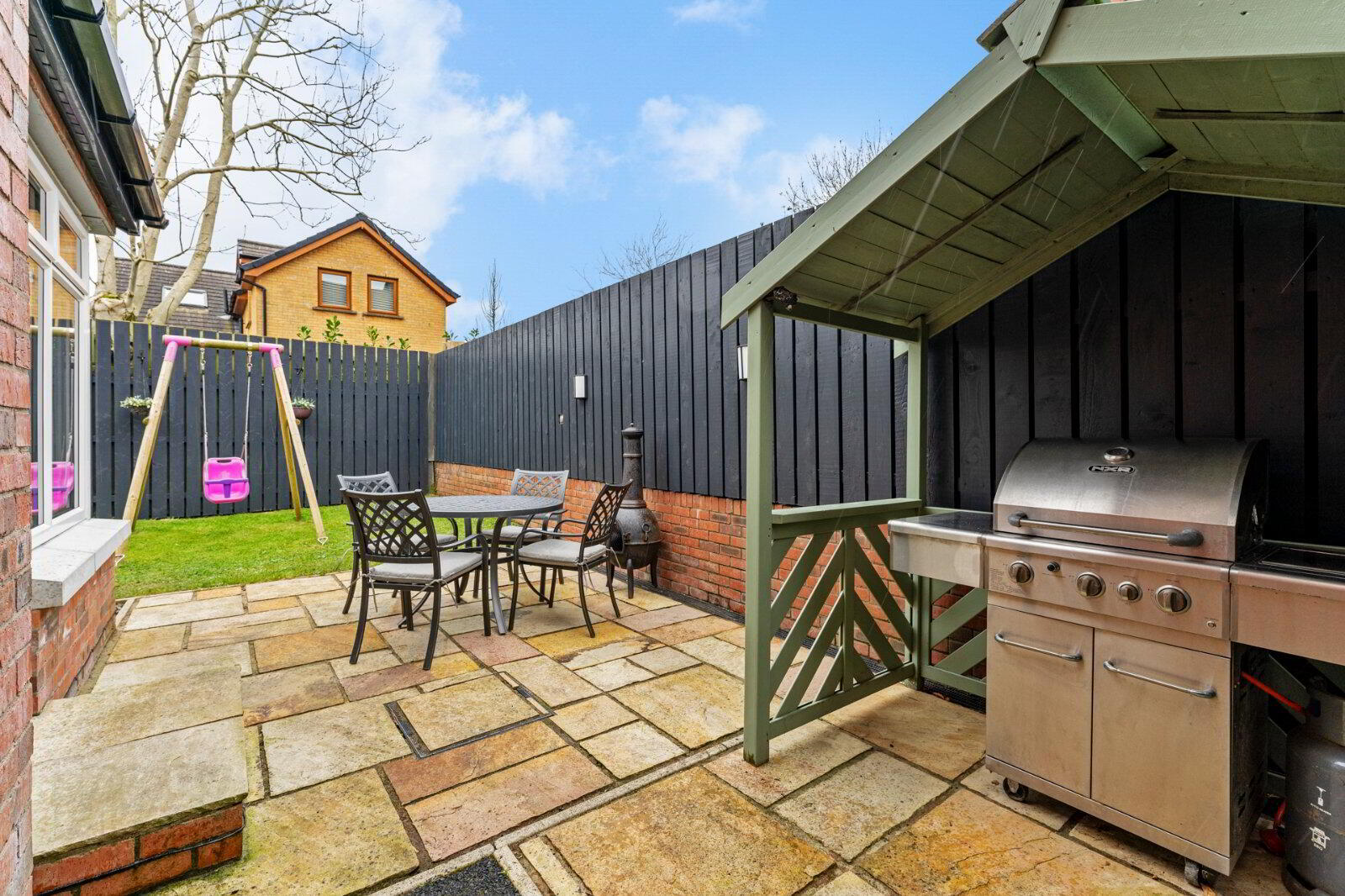 21 Bracken Hill Square 16 of 17