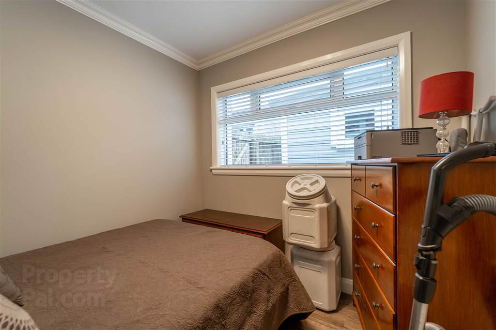 23 Springwell Crescent 12 of 18