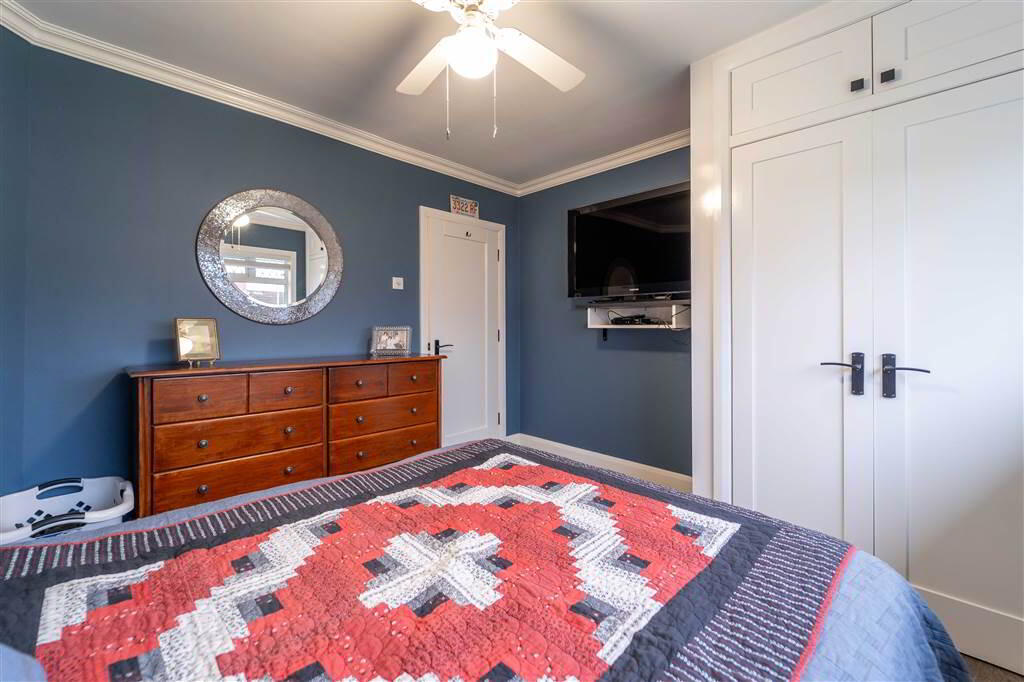 23 Springwell Crescent 11 of 18