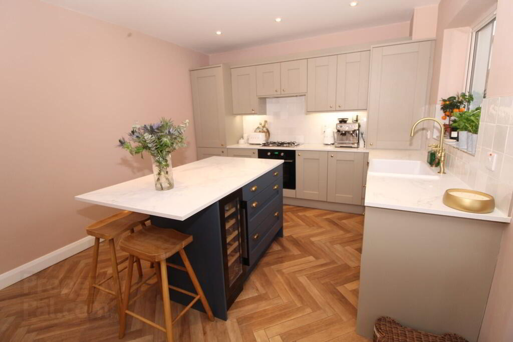 26 Ashbourne Manor 7 of 27