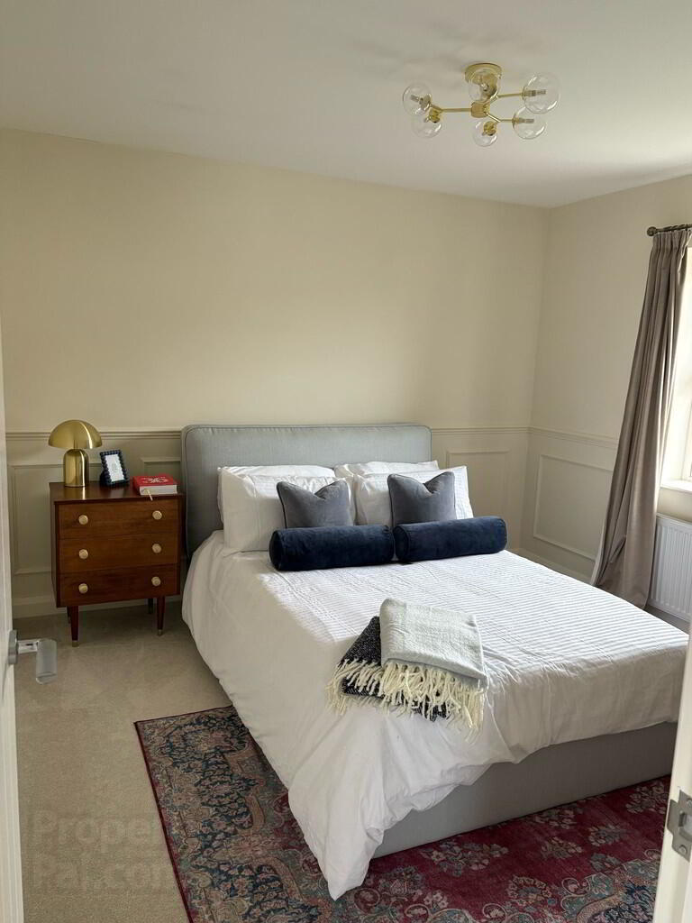 26 Ashbourne Manor 18 of 27
