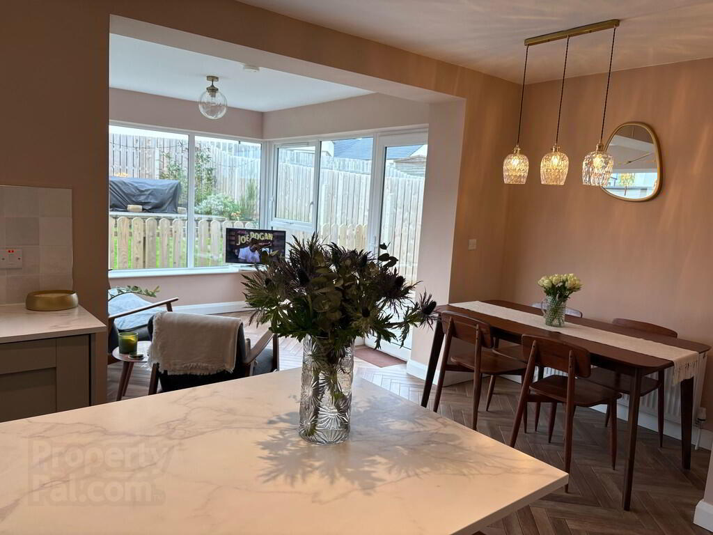 26 Ashbourne Manor 9 of 27