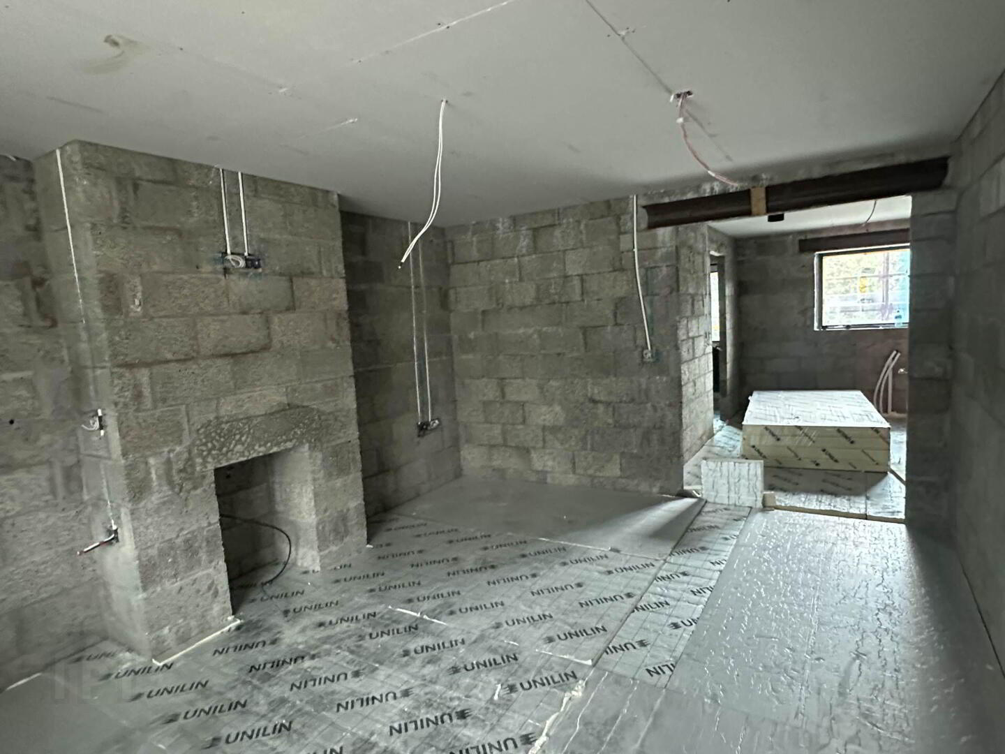 Birchwood Heights 13 of 47