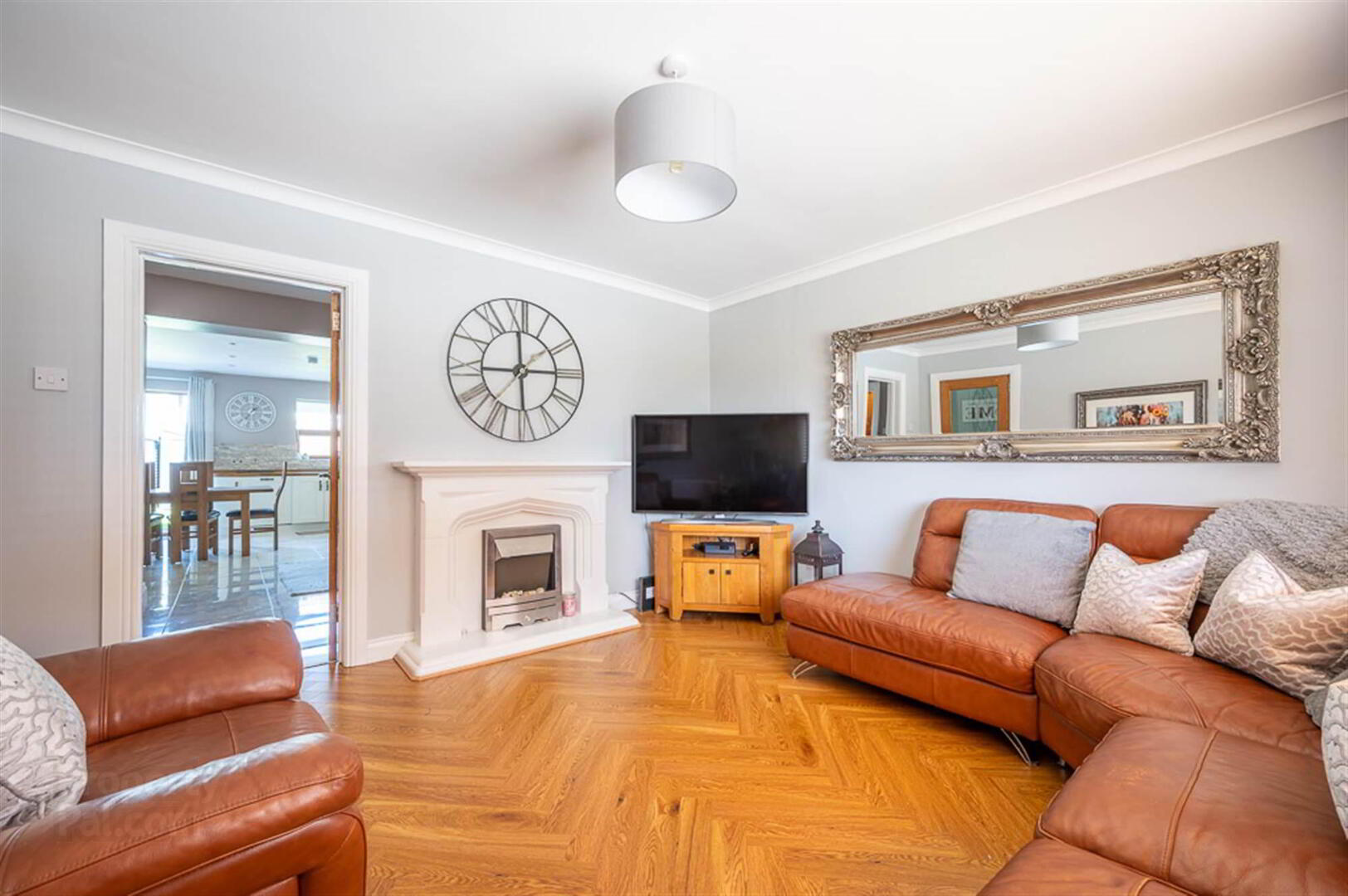 50 Jacksons Road 4 of 26