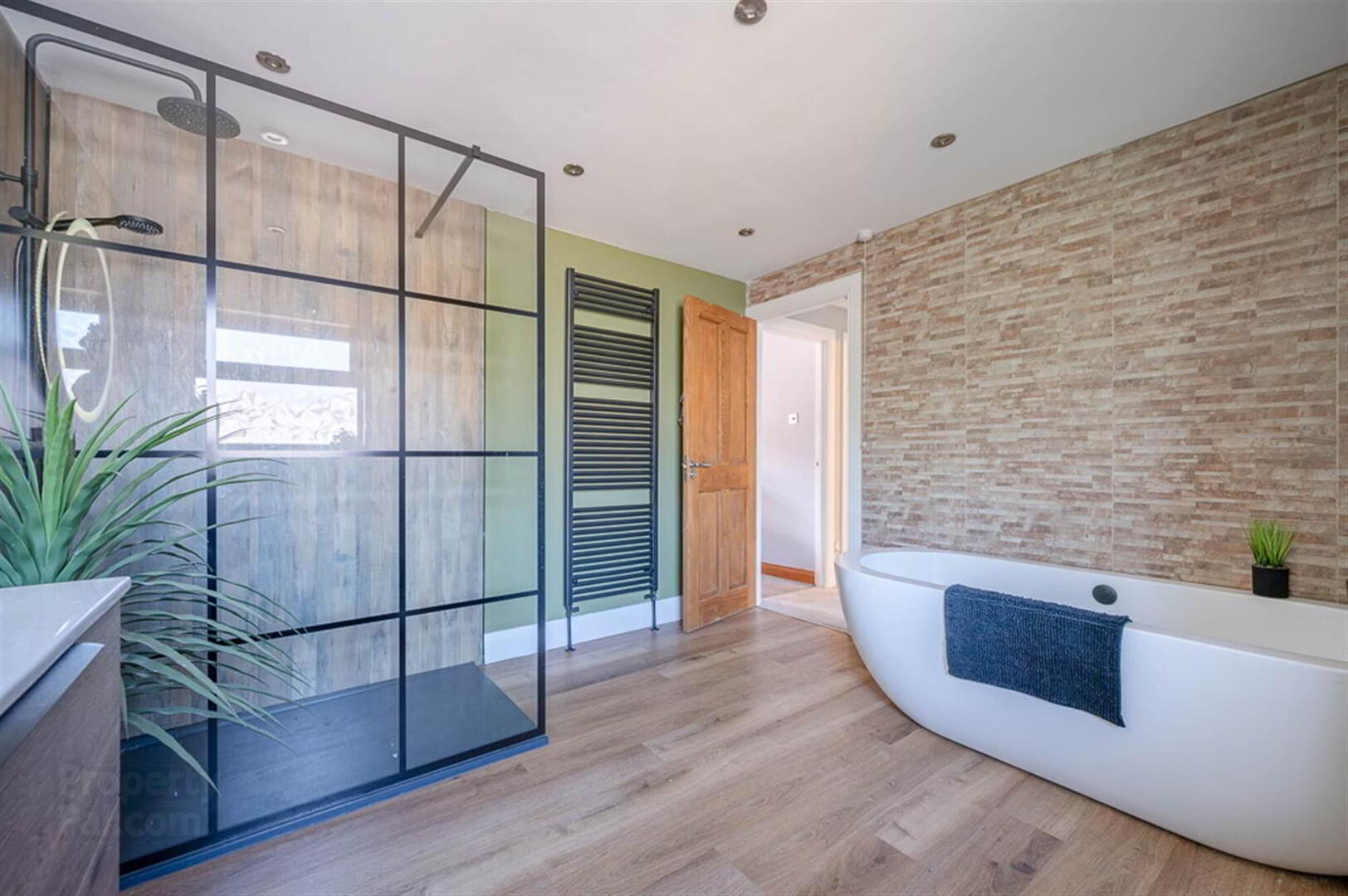 50 Jacksons Road 23 of 26