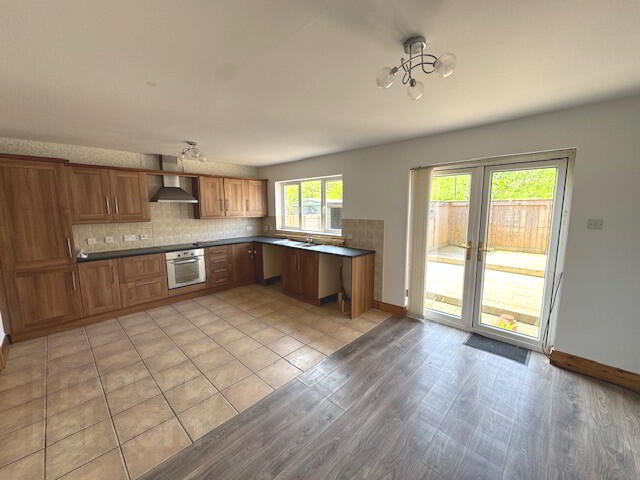 14 Riverford 8 of 19