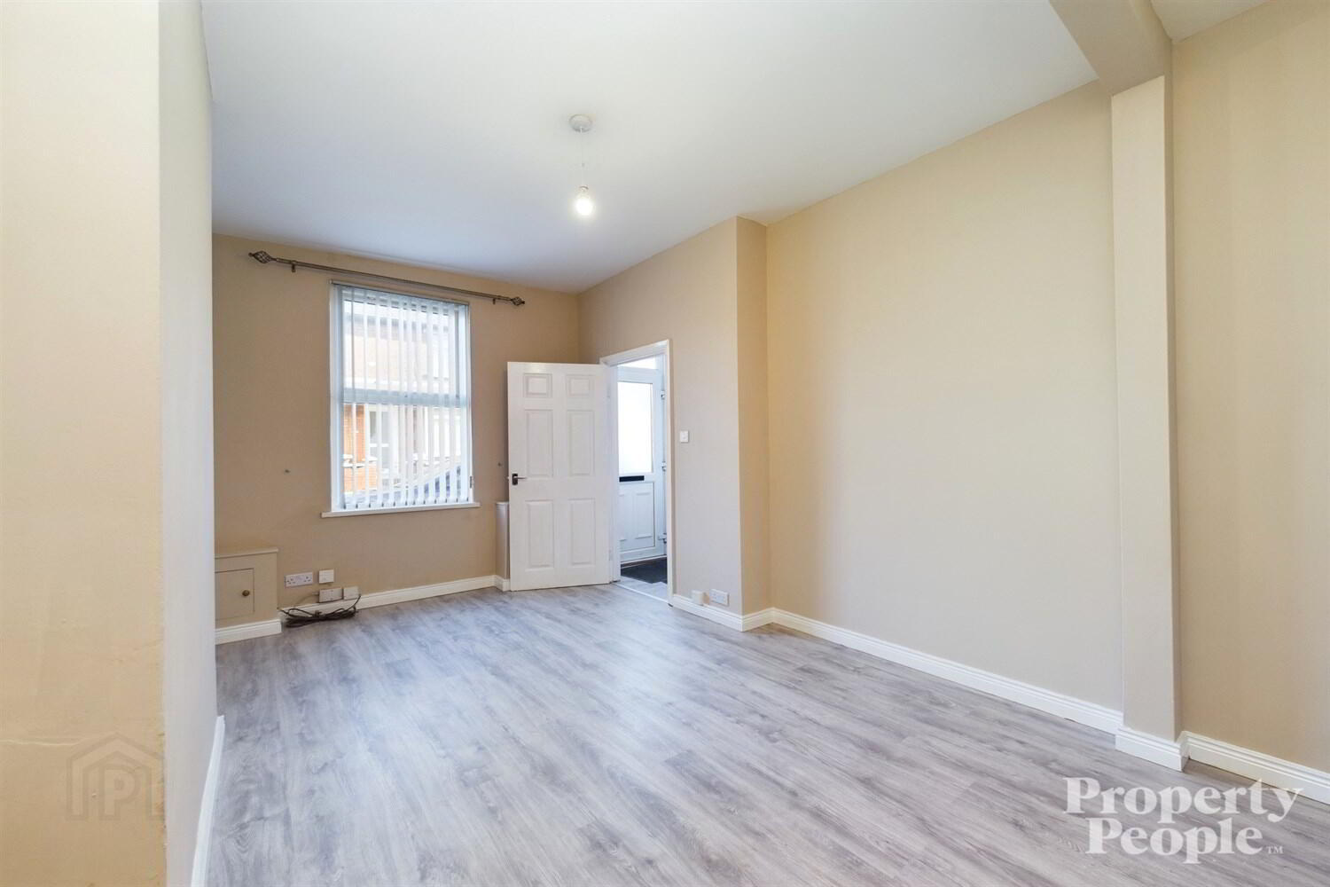 193 Avoniel Road 2 of 19
