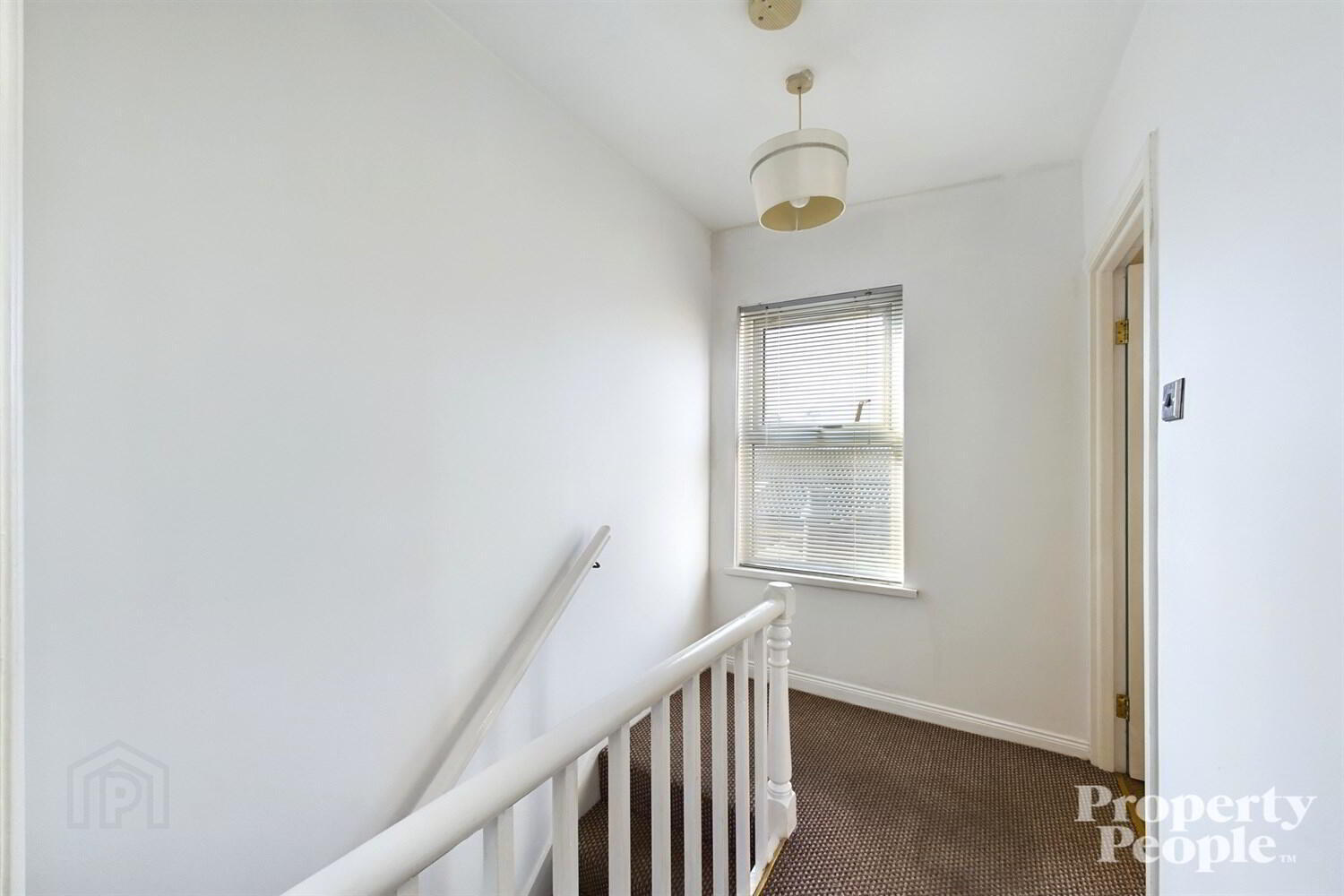 193 Avoniel Road 10 of 19