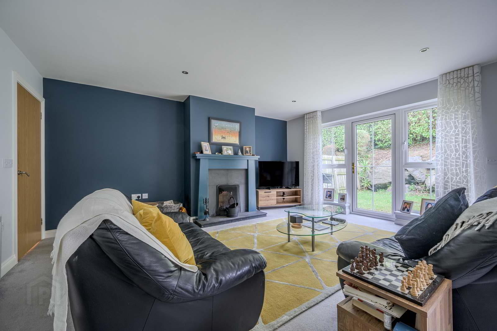 6 Woodcroft Lane 4 of 23