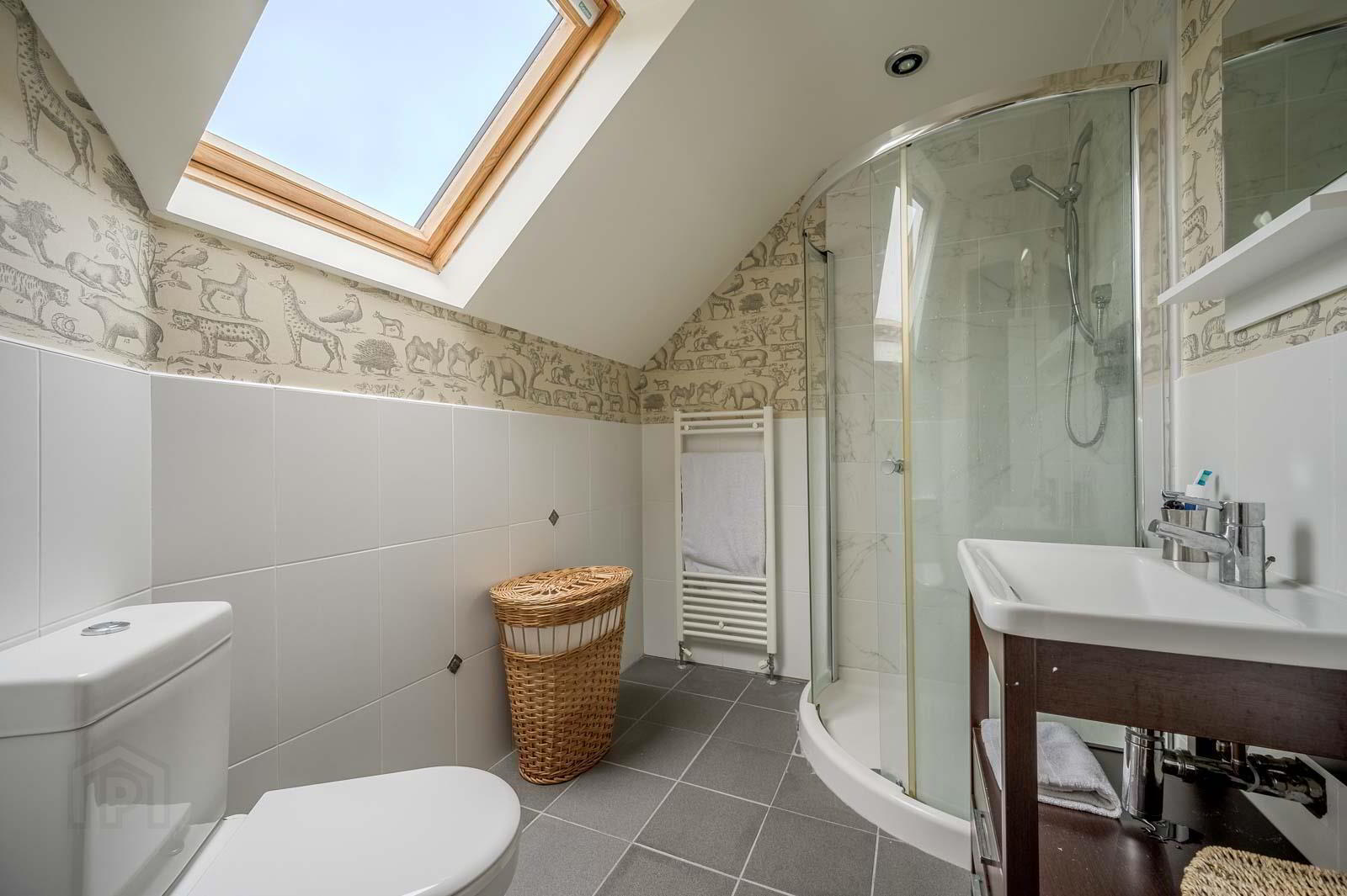 6 Woodcroft Lane 17 of 23