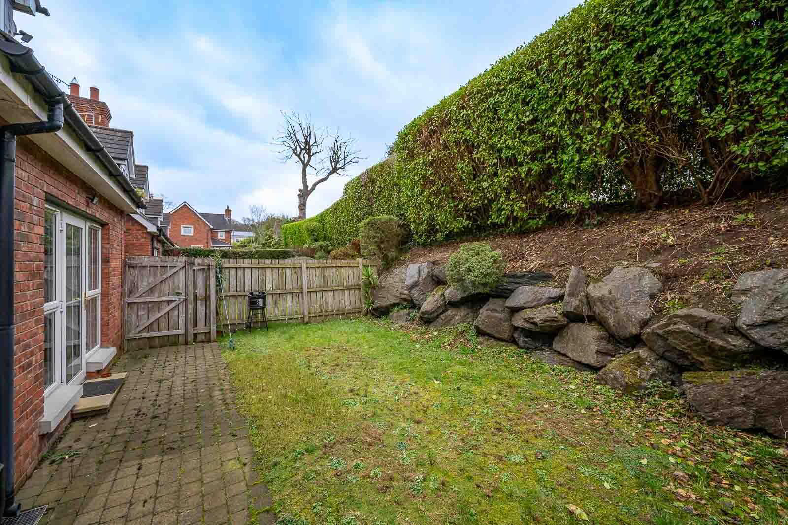 6 Woodcroft Lane 22 of 23