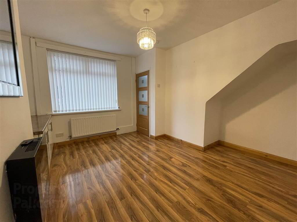 14 St James Crescent 4 of 15