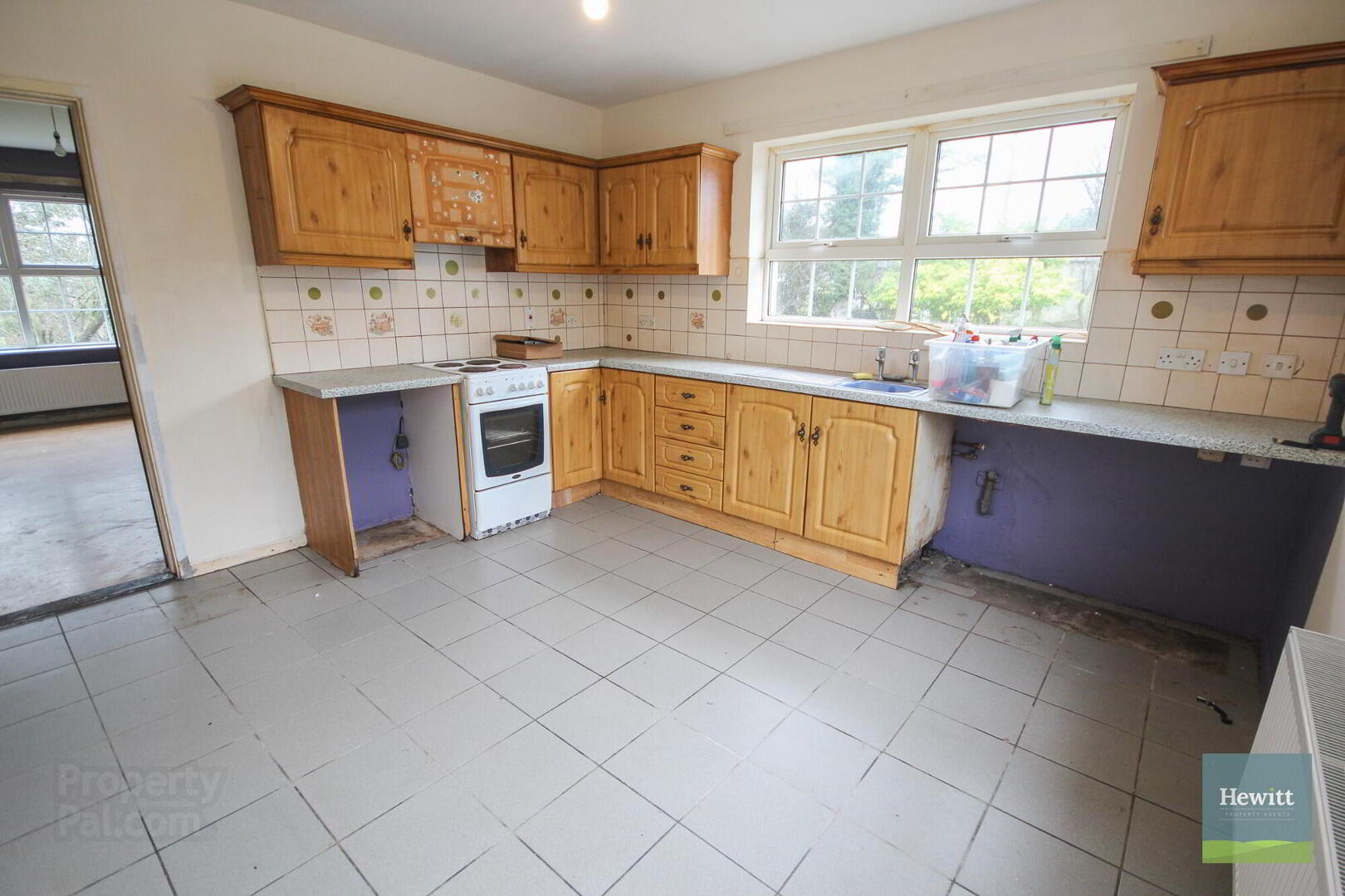 110 Gosford Road 6 of 8