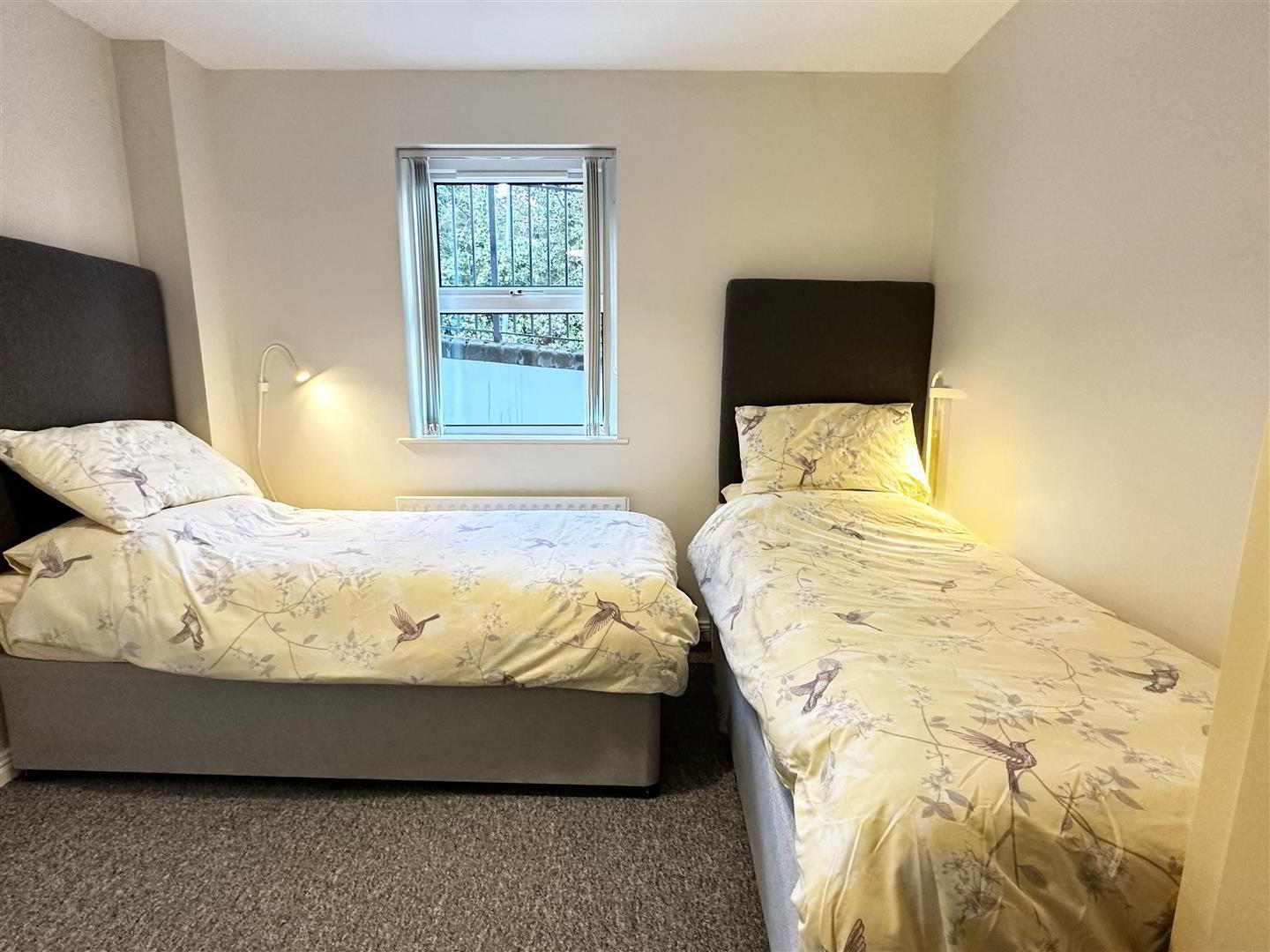 7 Apiary Court 10 of 17